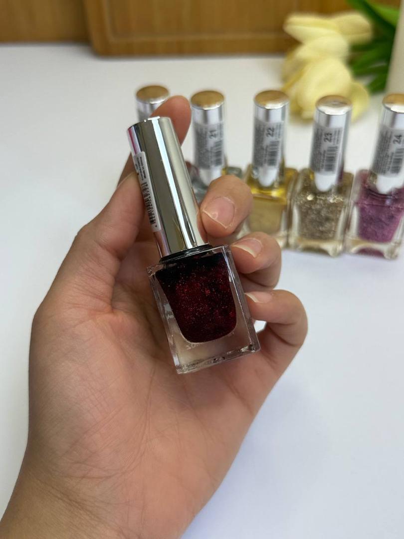 لاک ناخن نقره‌ای لودانکی 08153؛ درخشندگی متالیک برای ناخن‌های چشمگیر